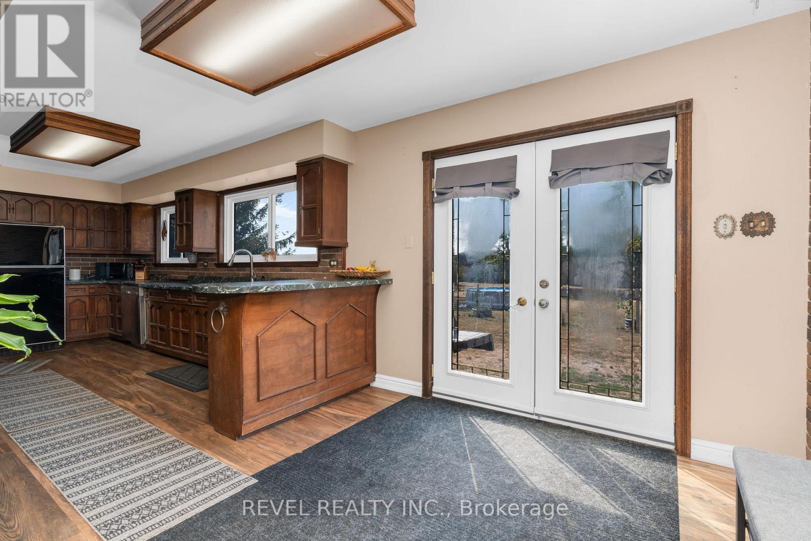5375 Conc 9 Sunnidale Concession, Clearview, Ontario  L0M 1S0 - Photo 19 - S12343259