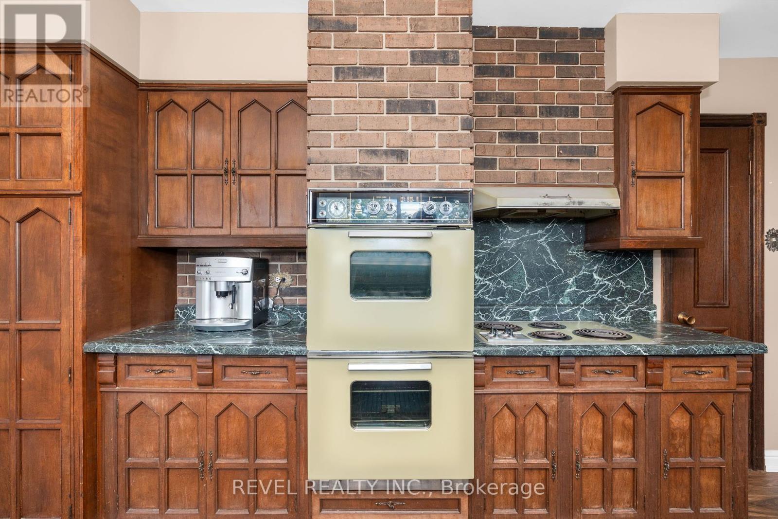 5375 Conc 9 Sunnidale Concession, Clearview, Ontario  L0M 1S0 - Photo 22 - S12343259