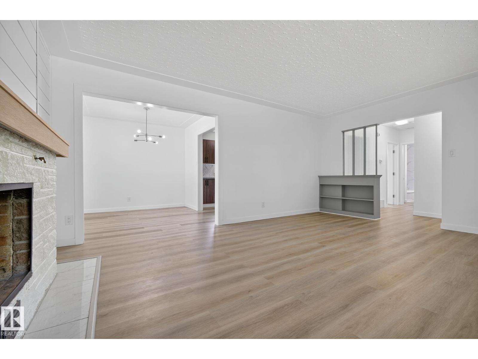 Property at 10403 65 AV NW image 4
