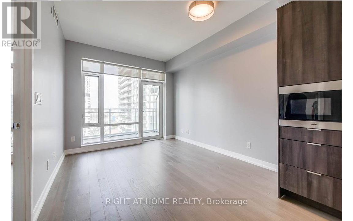 2504 - 21 Widmer Street, Toronto (Waterfront Communities), Ontario  M5V 0B8 - Photo 11 - C12343264