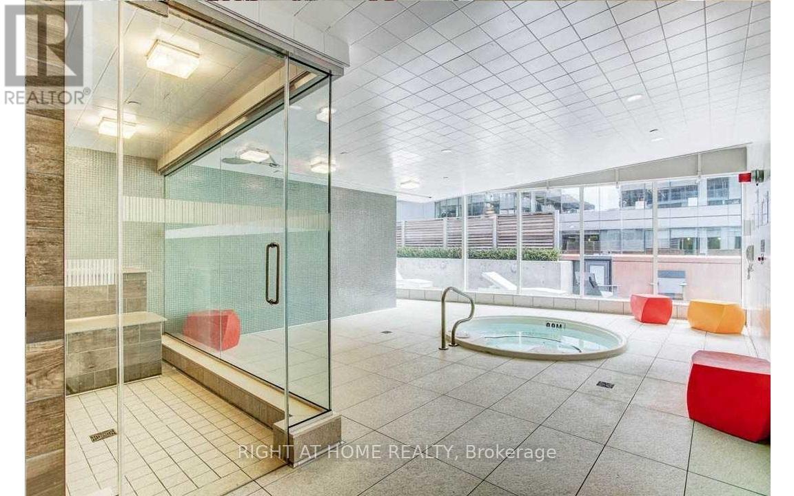 2504 - 21 Widmer Street, Toronto (Waterfront Communities), Ontario  M5V 0B8 - Photo 27 - C12343264
