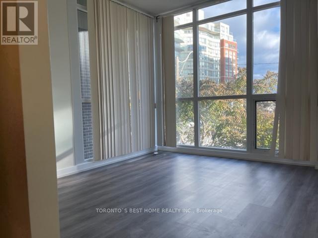Master - 418 Lake Shore Boulevard W, Toronto, Ontario  M5V 2V9 - Photo 3 - C12343267
