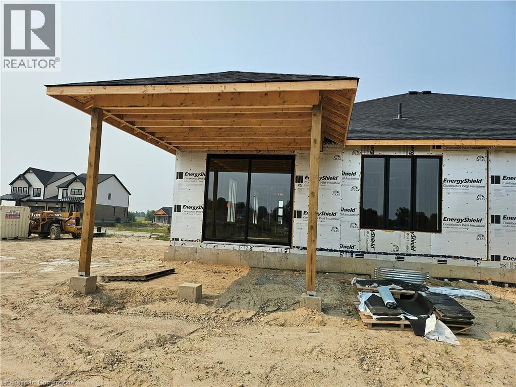 106 Thackeray Way, Harriston, Ontario  N0G 1Z0 - Photo 5 - 40743843