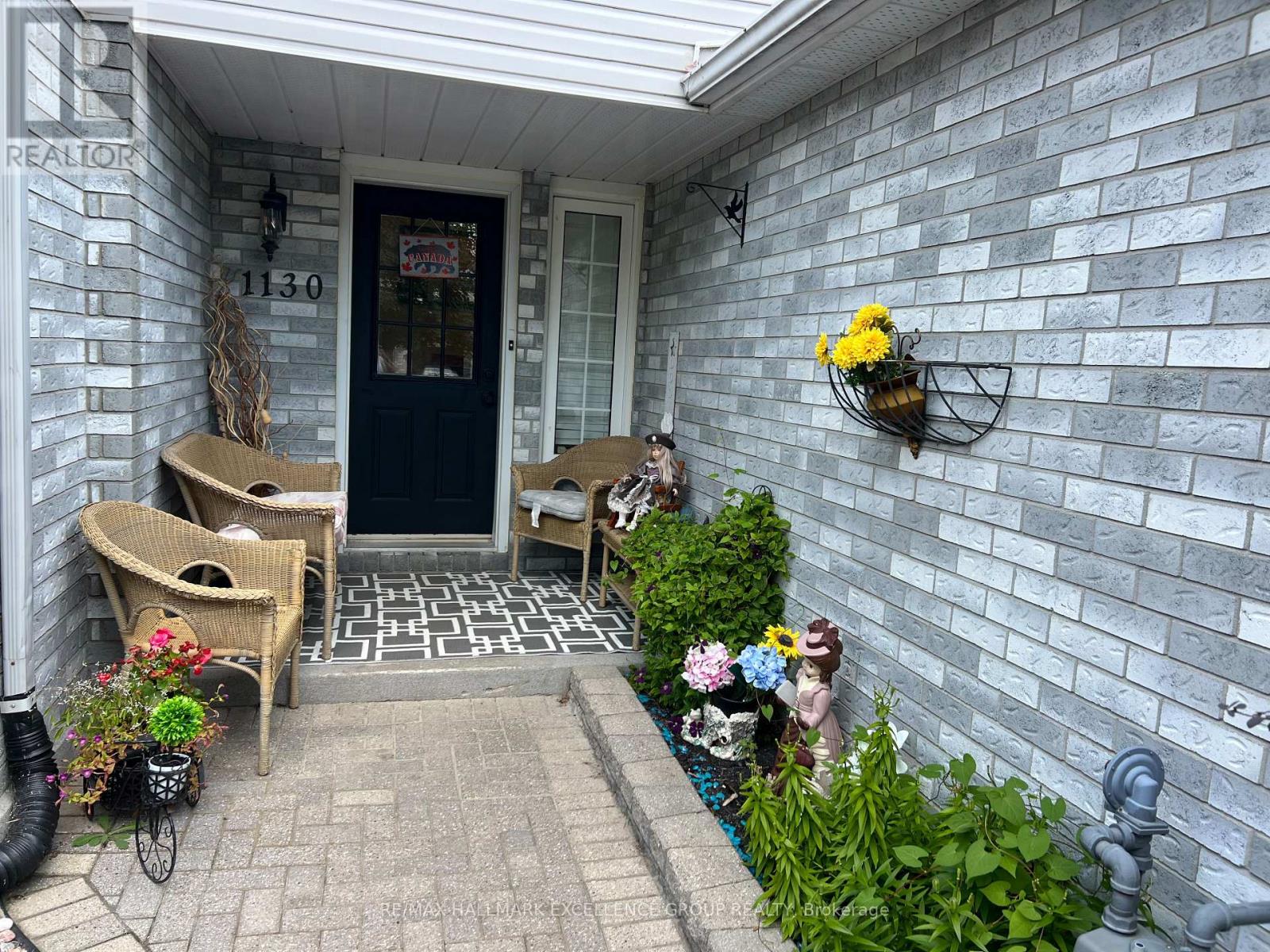 1130 Dianne Avenue, Clarence-Rockland, Ontario  K4K 1J6 - Photo 4 - X12343310