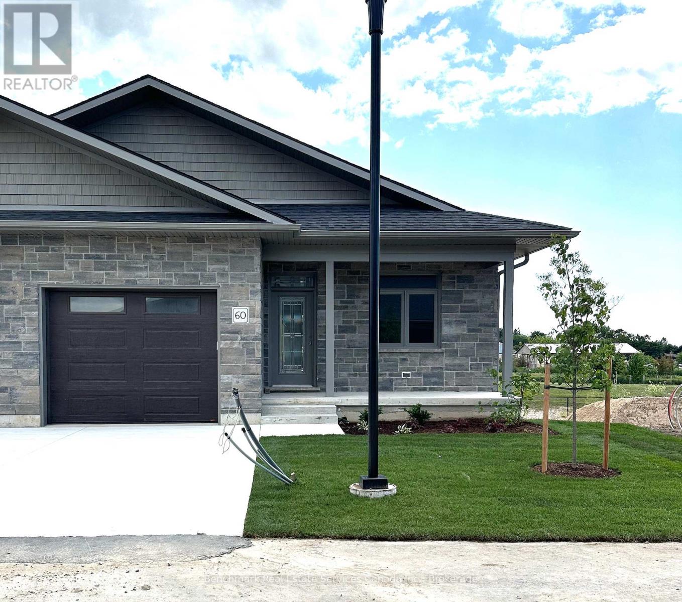 60 Cavalier Crescent, Huron-Kinloss, Ontario  N0G 2R0 - Photo 1 - X12314377