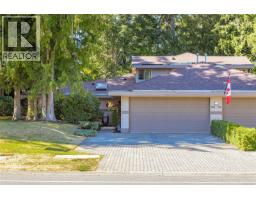 1283 Roberton Blvd Saint Andrews Lane
