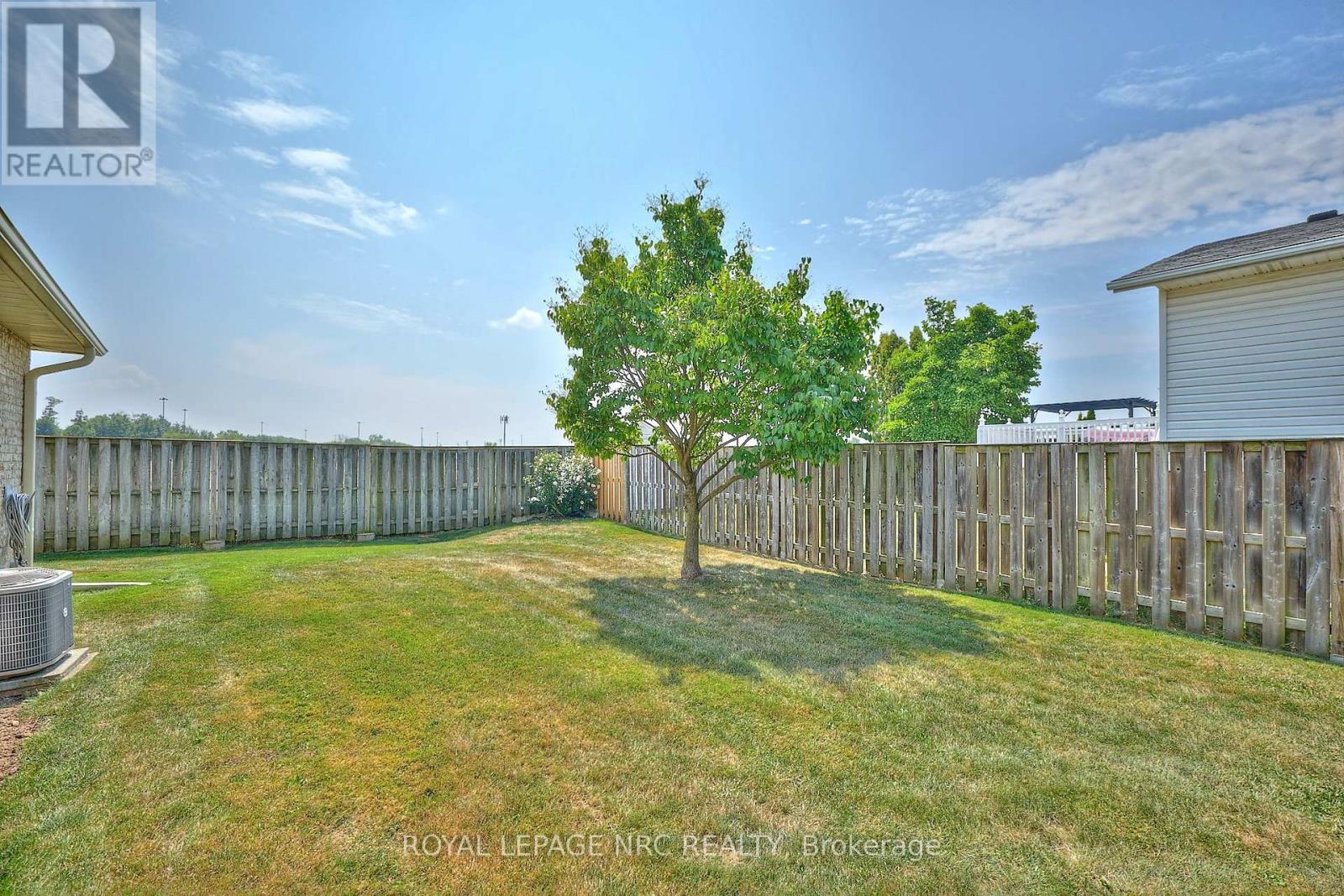 23 - 7470 Monastery Drive, Niagara Falls, Ontario  L2H 3B3 - Photo 9 - X12343334