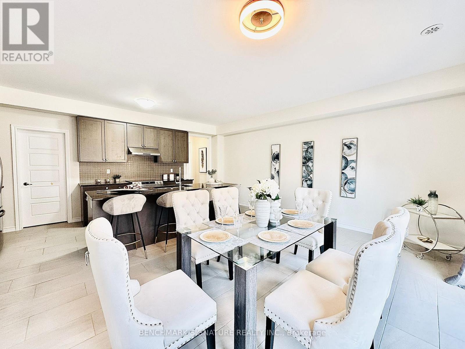 29 George Peach Avenue, Markham, Ontario  L6C 0Z2 - Photo 14 - N12335089