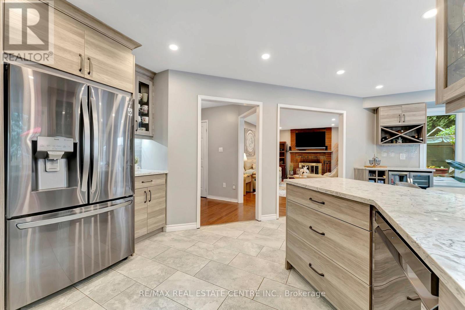 72 Hilborn Avenue, Cambridge, Ontario  N1T 1M8 - Photo 12 - X12343309
