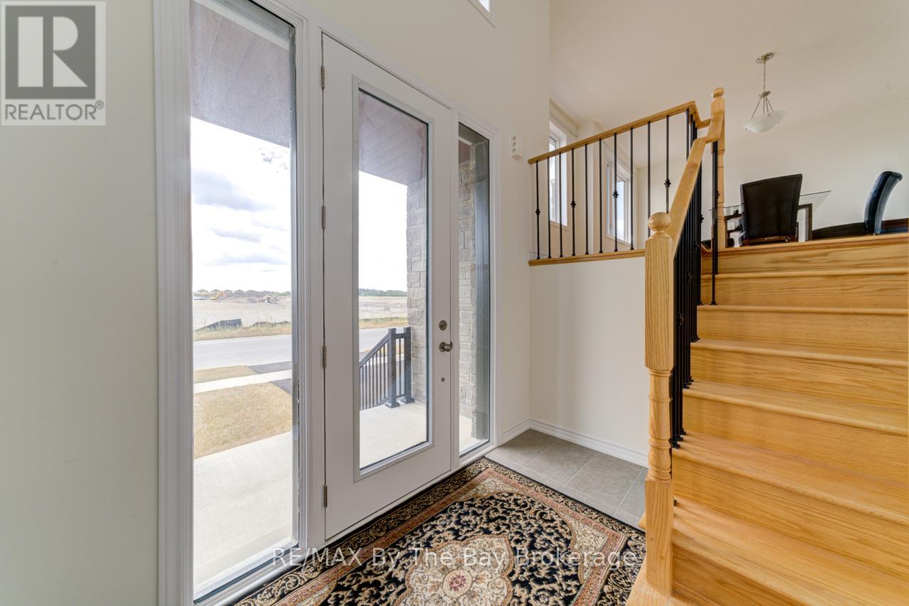 67 Sun Valley Avenue, Wasaga Beach, Ontario  L9Z 0N7 - Photo 4 - S12343328
