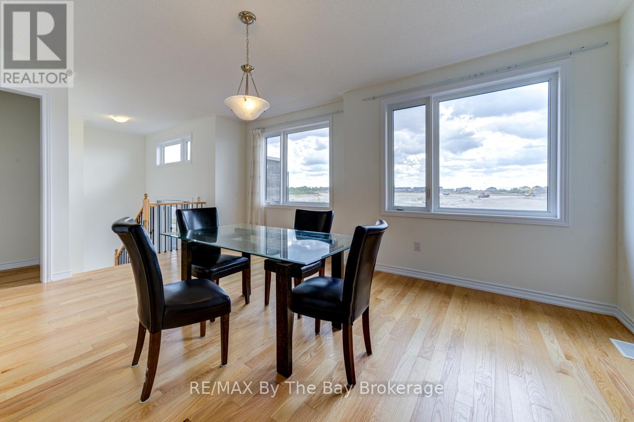 67 Sun Valley Avenue, Wasaga Beach, Ontario  L9Z 0N7 - Photo 6 - S12343328