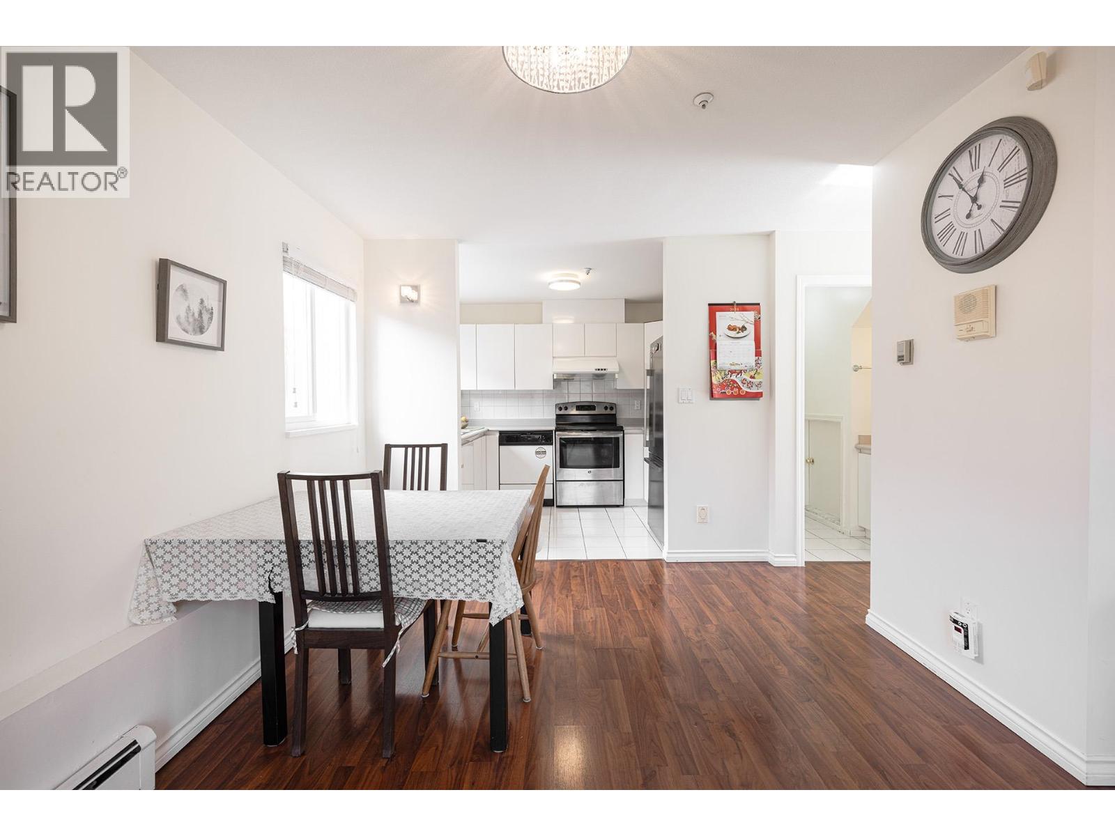 Property at 8573 LAUREL STREET image 5