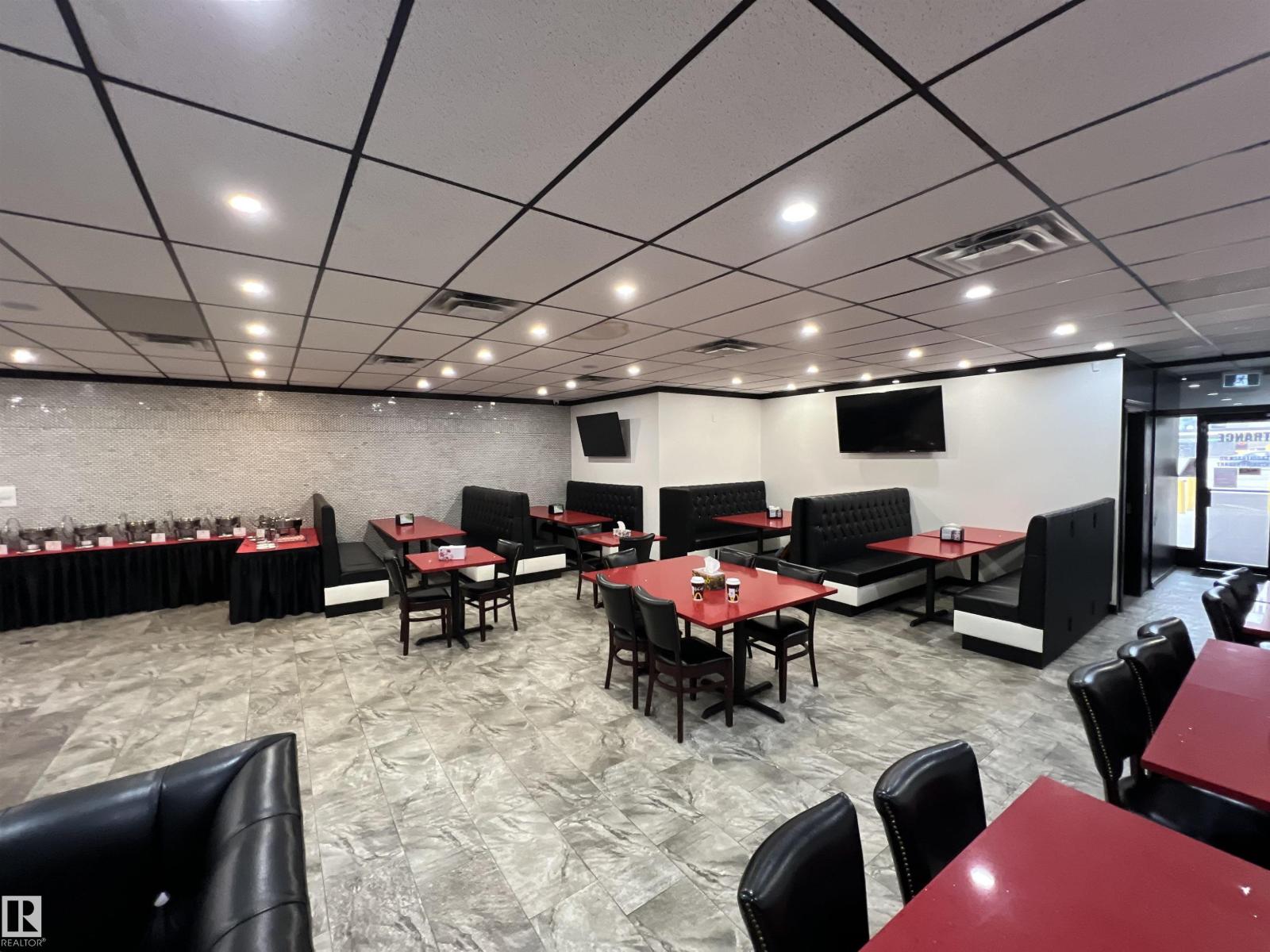 326 Saddleback RD NW, Edmonton, Alberta