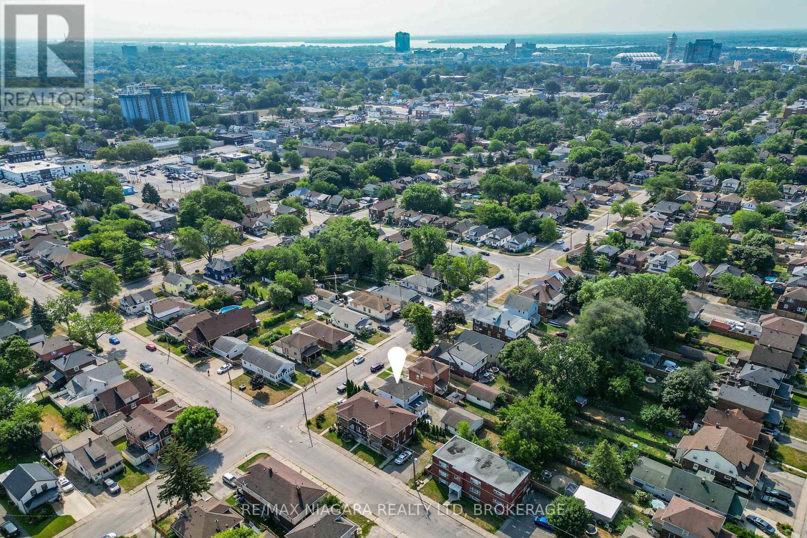 4725 Third Avenue, Niagara Falls, Ontario  L2E 4L7 - Photo 50 - X12343350