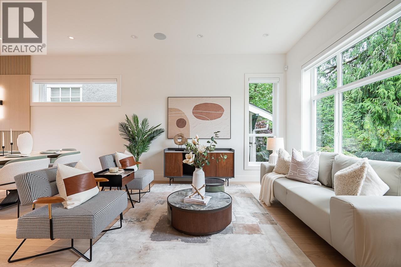 2561 W 2nd Avenue, Vancouver, British Columbia  V6K 1J7 - Photo 3 - R3025298
