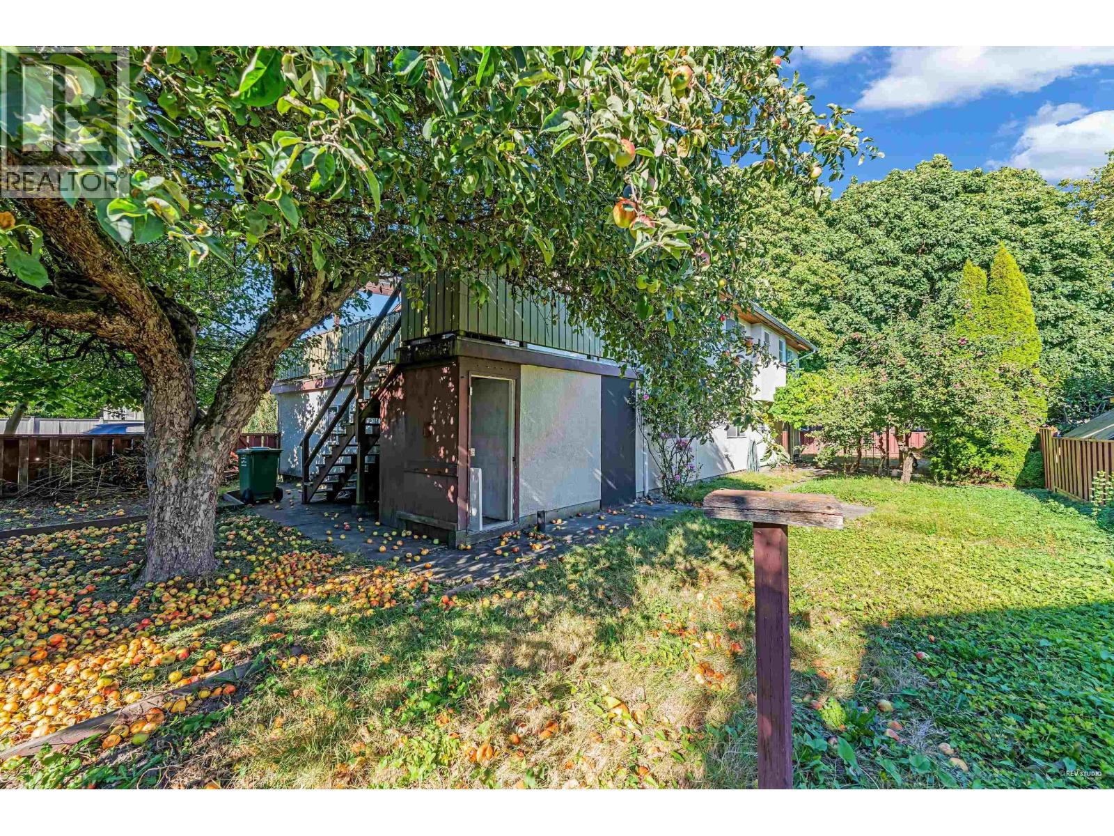 9040 Glenallan Gate, Richmond, British Columbia  V7A 1Z3 - Photo 27 - R3035495