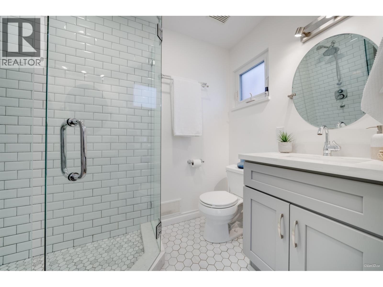 1911 Mahon Avenue, North Vancouver, British Columbia  V7M 2T4 - Photo 17 - R3028904
