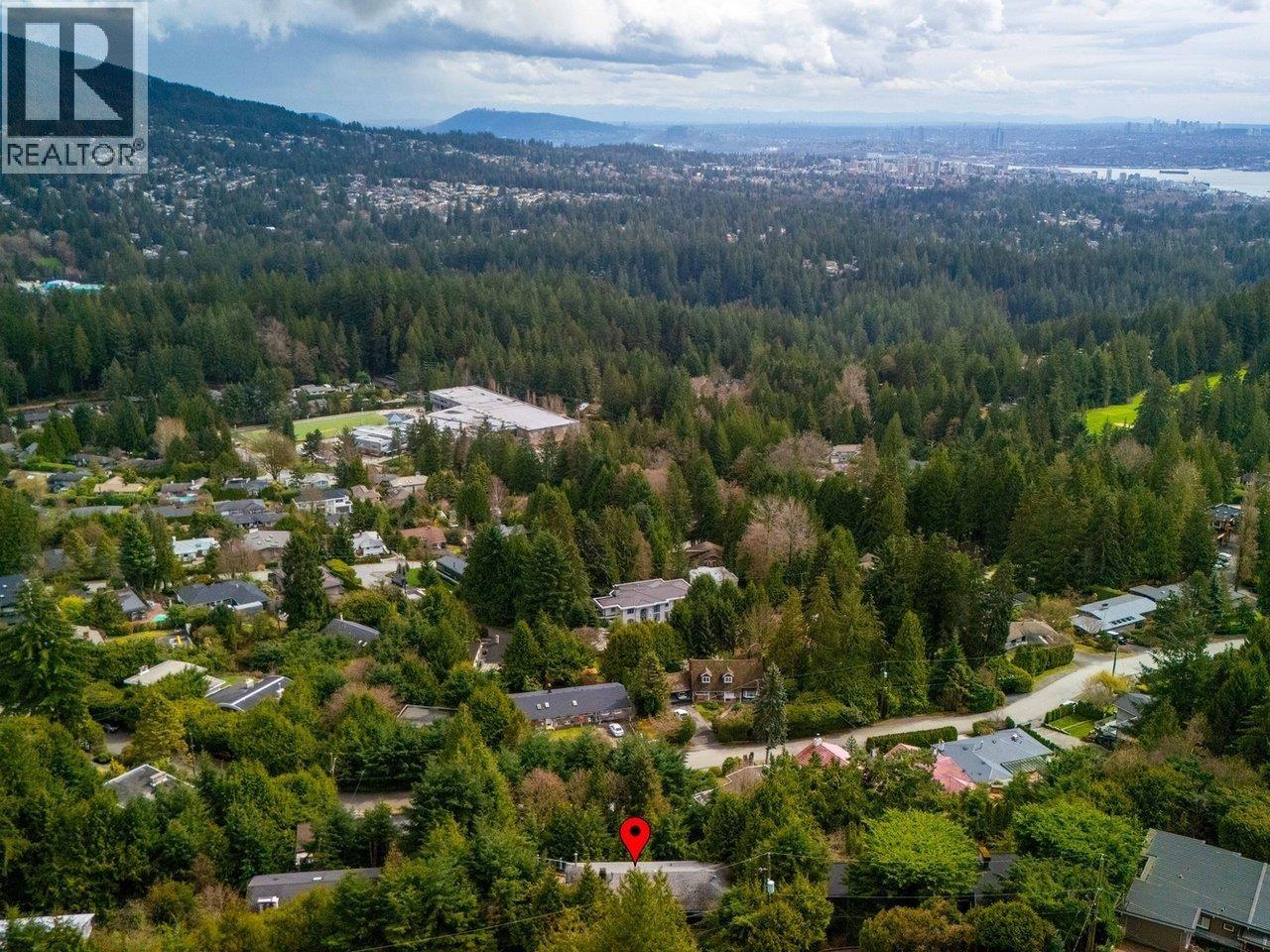 Property at 530 ST. ANDREWS ROAD image 2
