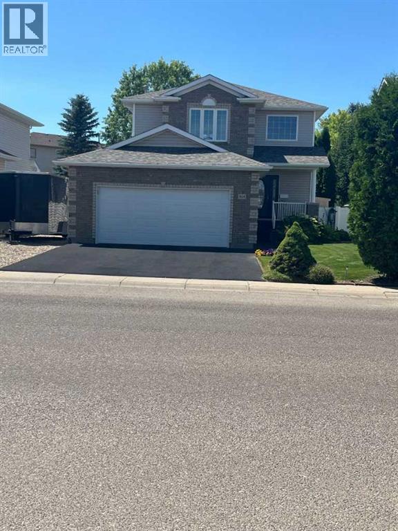 Property at 904 Spruce Way SE image 1
