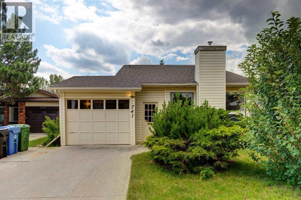 Property at 741 Ranchview Circle NW image 1