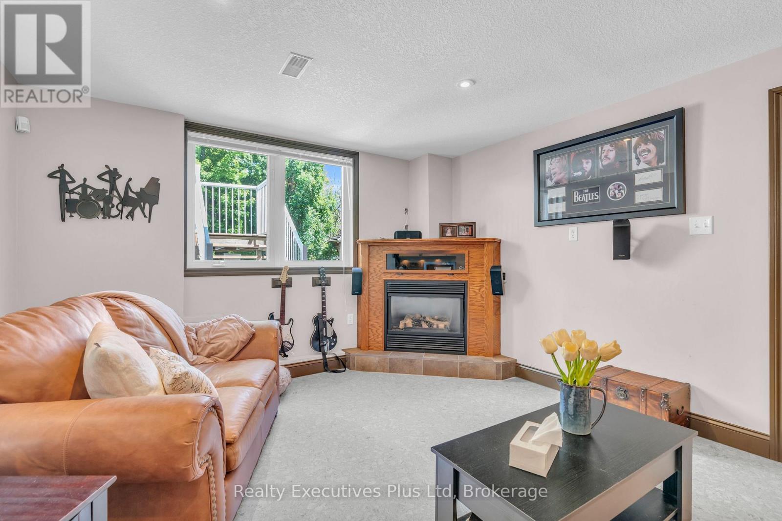 45 Fieldstone Road, Guelph, Ontario  N1L 1B4 - Photo 30 - X12343420