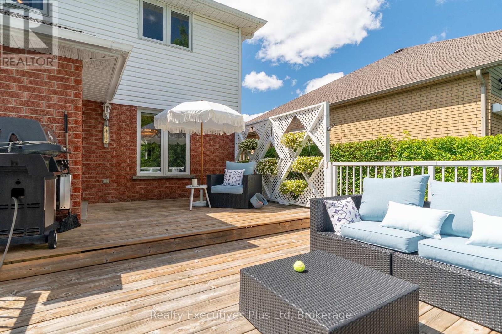 45 Fieldstone Road, Guelph, Ontario  N1L 1B4 - Photo 33 - X12343420