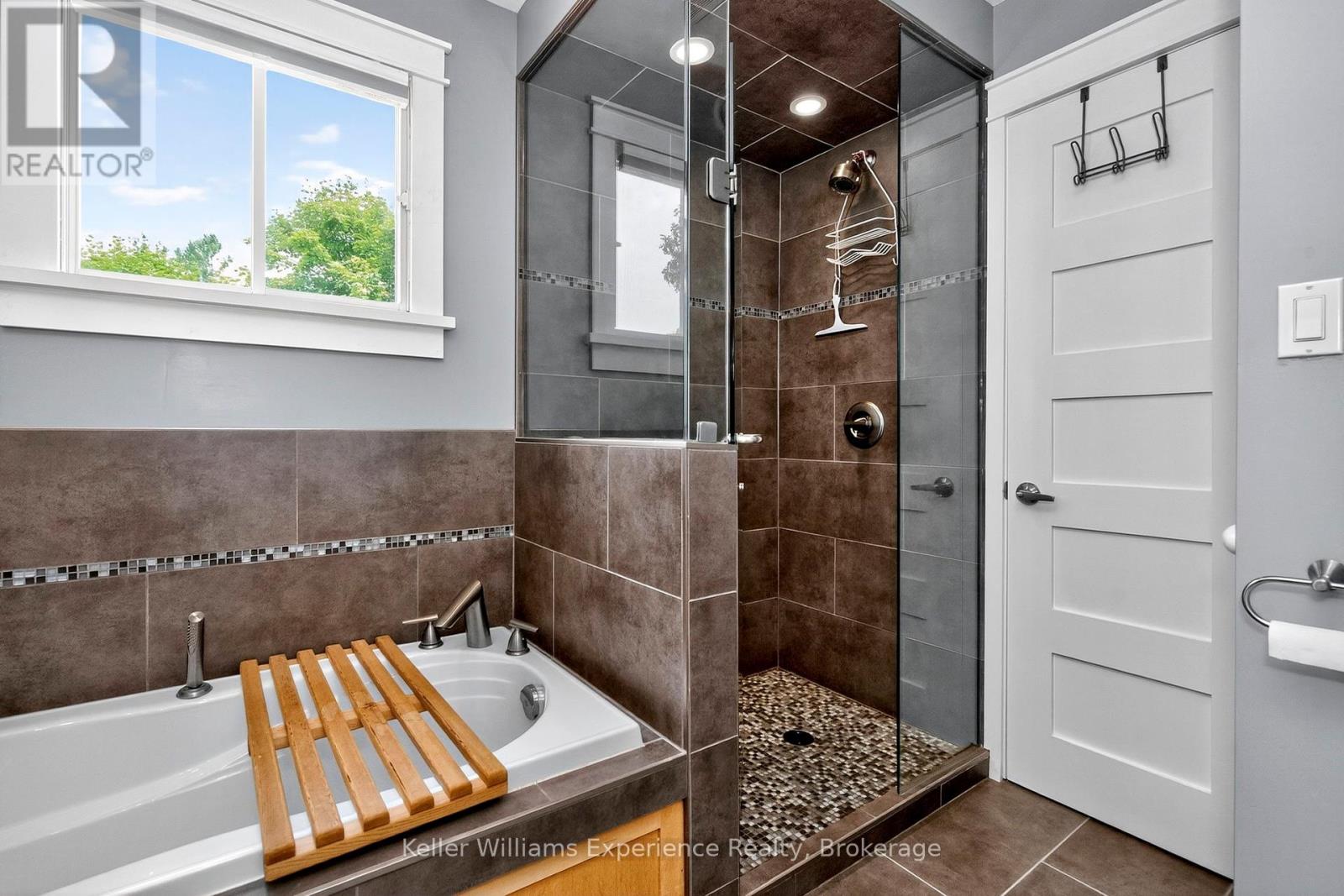 1128 Edgar Court, Midland, Ontario  L4R 5J1 - Photo 16 - S12343472