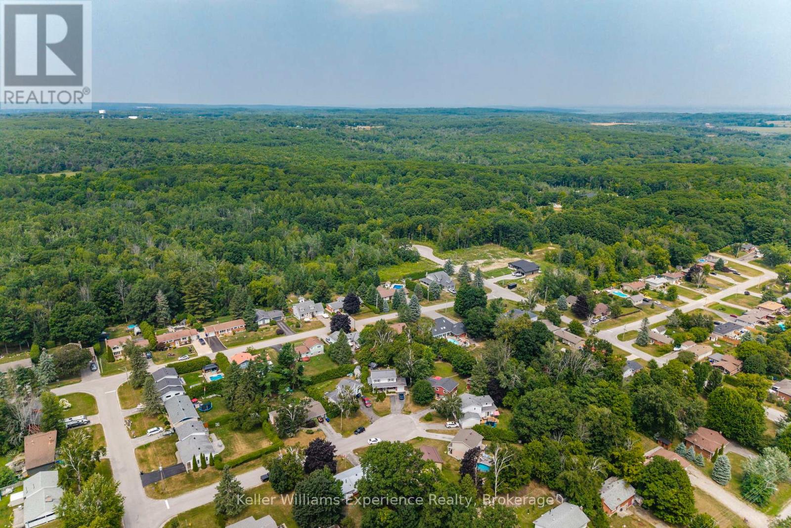 1128 Edgar Court, Midland, Ontario  L4R 5J1 - Photo 3 - S12343472