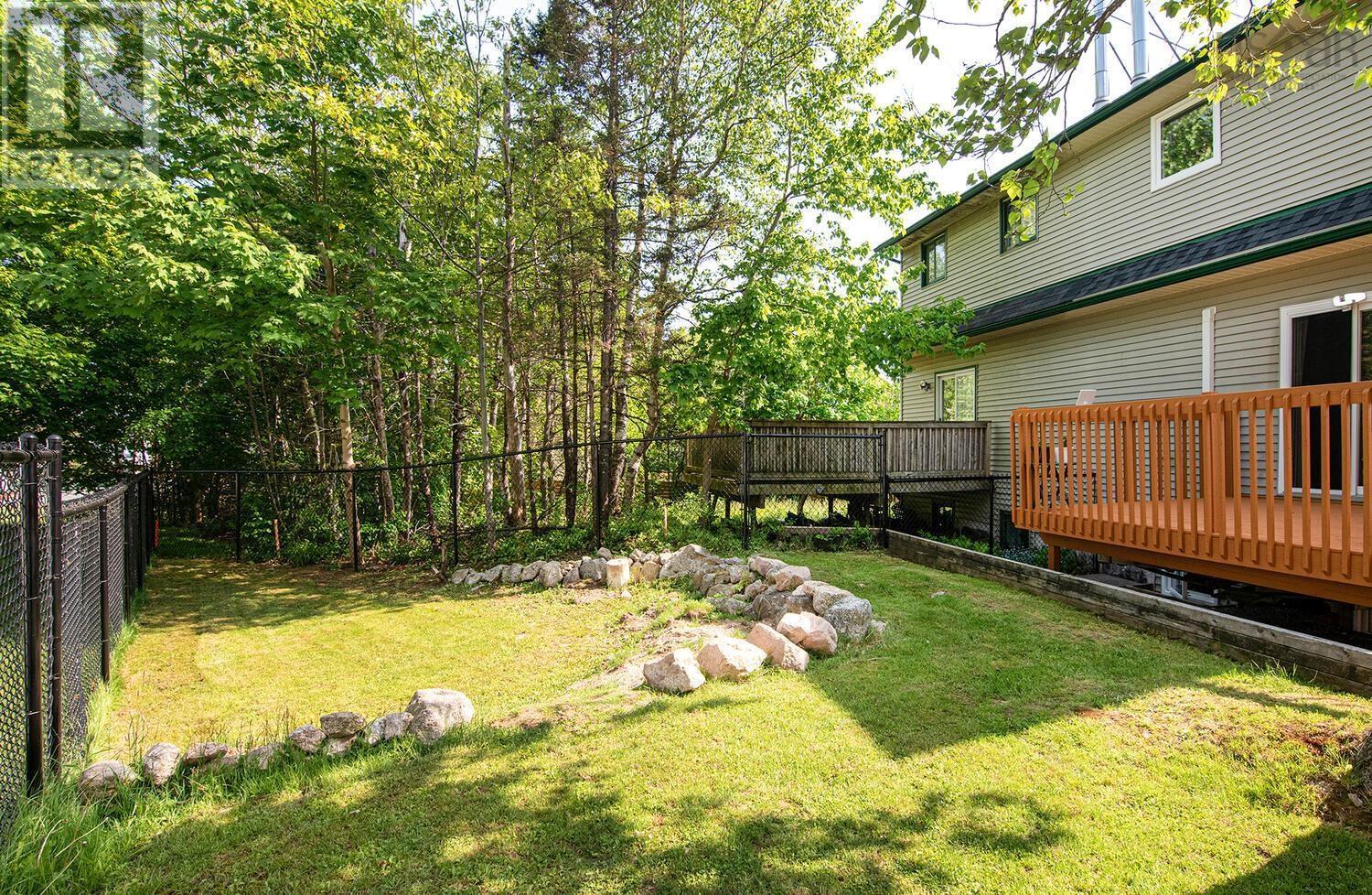 37 Oakvale Court, Timberlea, Nova Scotia  B3T 1K7 - Photo 32 - 202513445