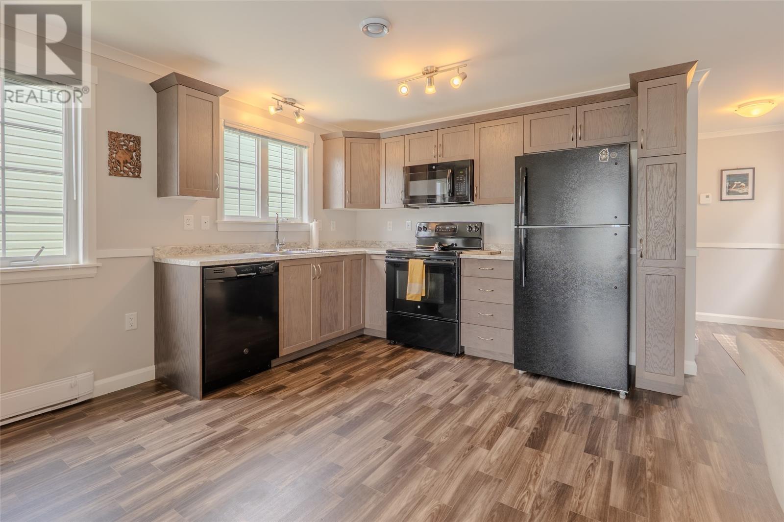 Property at 142 Ladysmith Drive image 3