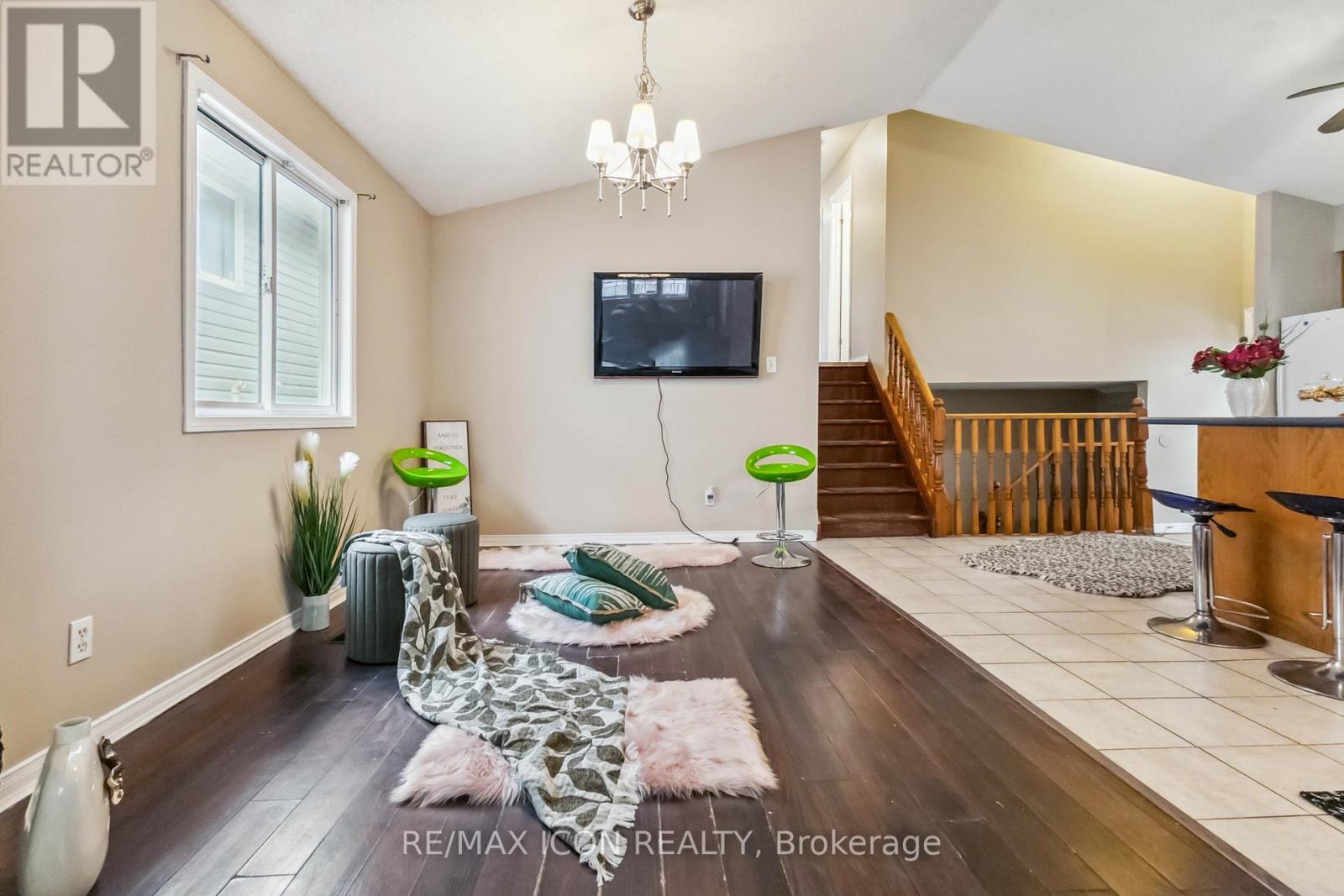 238 Fleming Drive, London East, Ontario  N5V 4Y9 - Photo 11 - X12343413