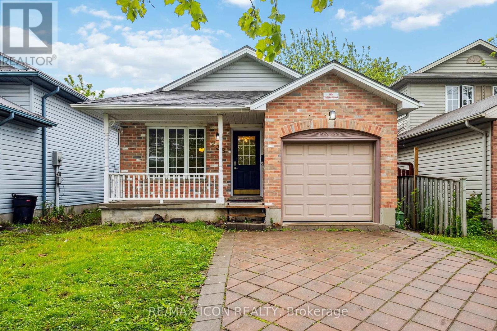 238 Fleming Drive, London East, Ontario  N5V 4Y9 - Photo 3 - X12343413
