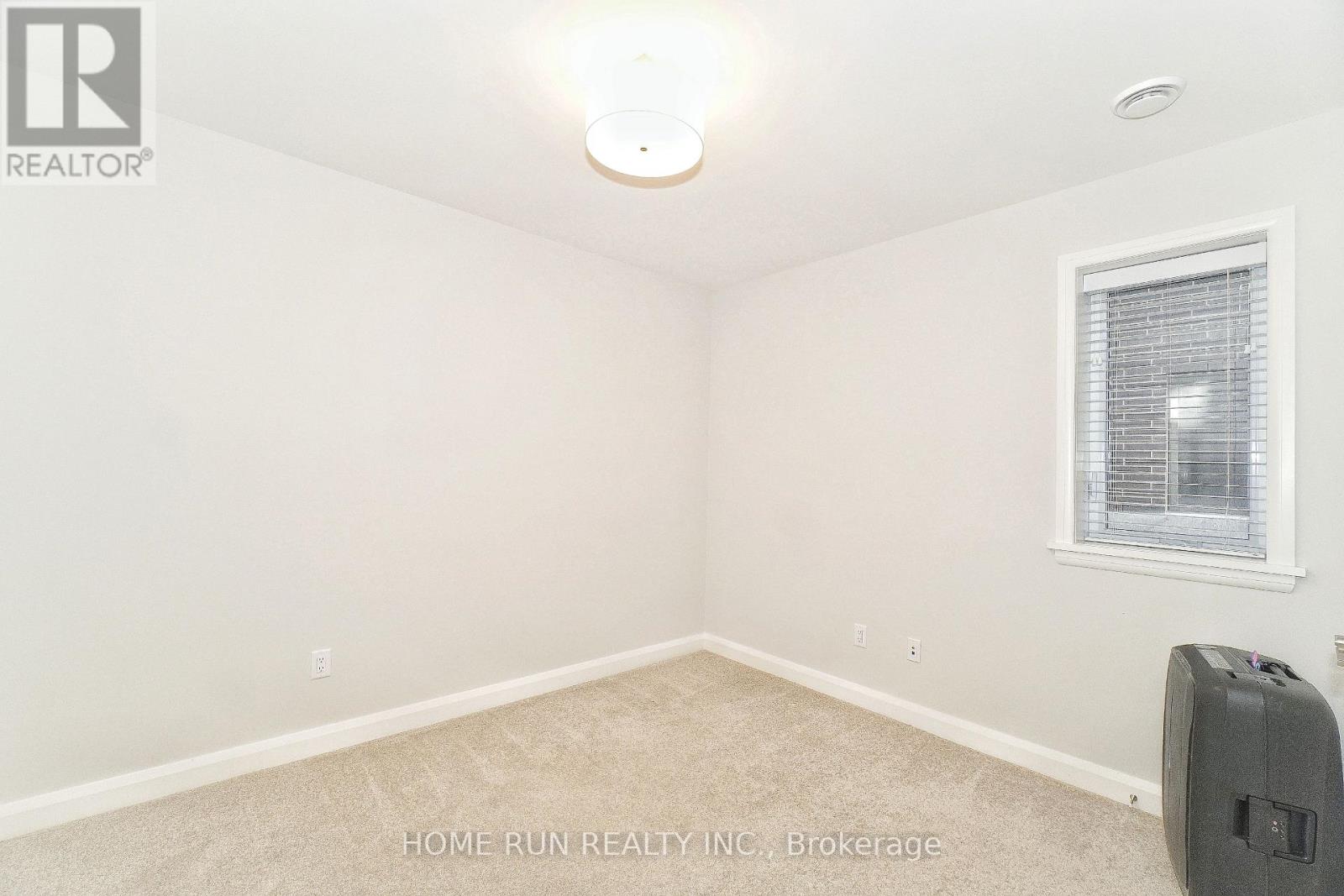 135 Boundstone Way, Ottawa, Ontario  K2J 6S7 - Photo 4 - X12343373