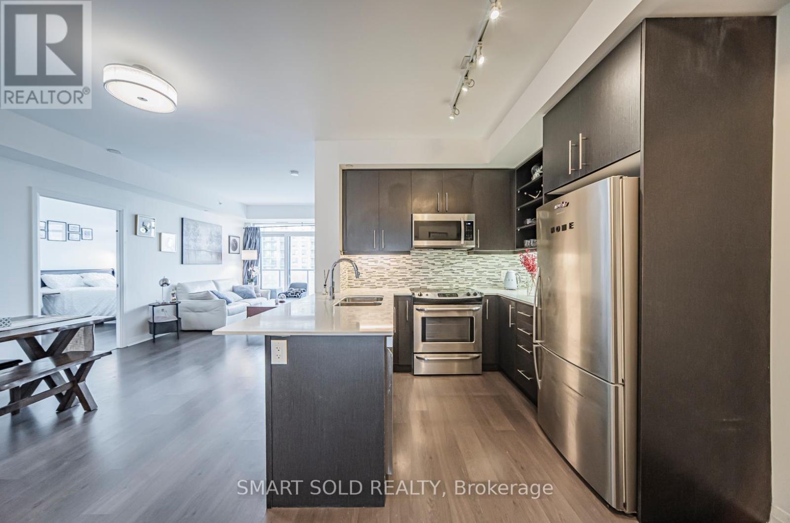 603 - 55 Oneida Crescent, Richmond Hill, Ontario  L4B 0E8 - Photo 12 - N12343364