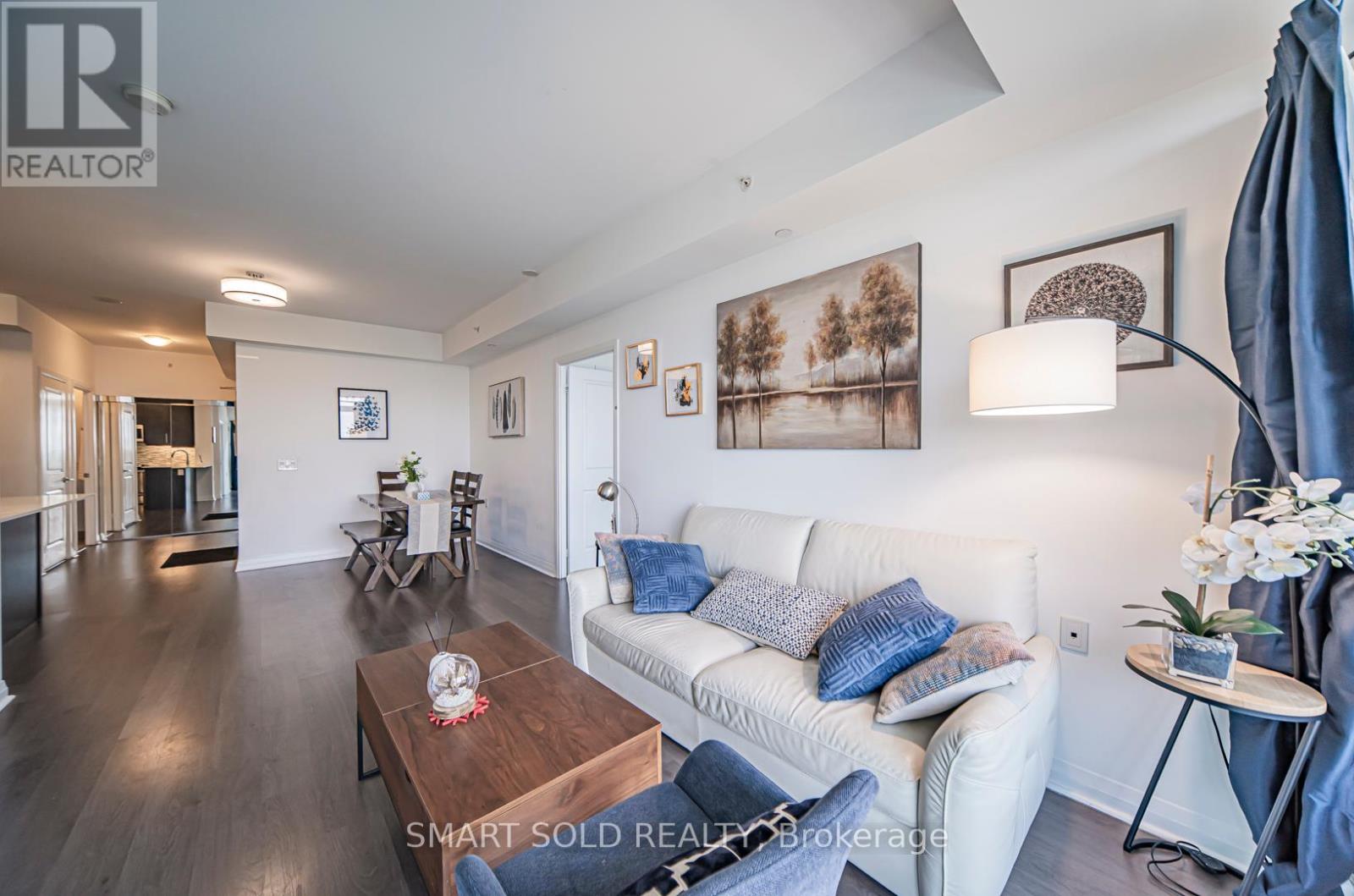 603 - 55 Oneida Crescent, Richmond Hill, Ontario  L4B 0E8 - Photo 6 - N12343364