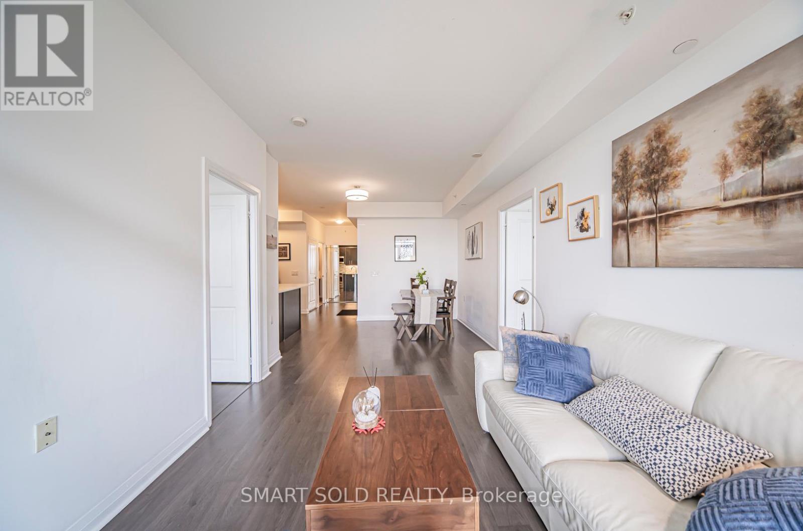 603 - 55 Oneida Crescent, Richmond Hill, Ontario  L4B 0E8 - Photo 5 - N12343364
