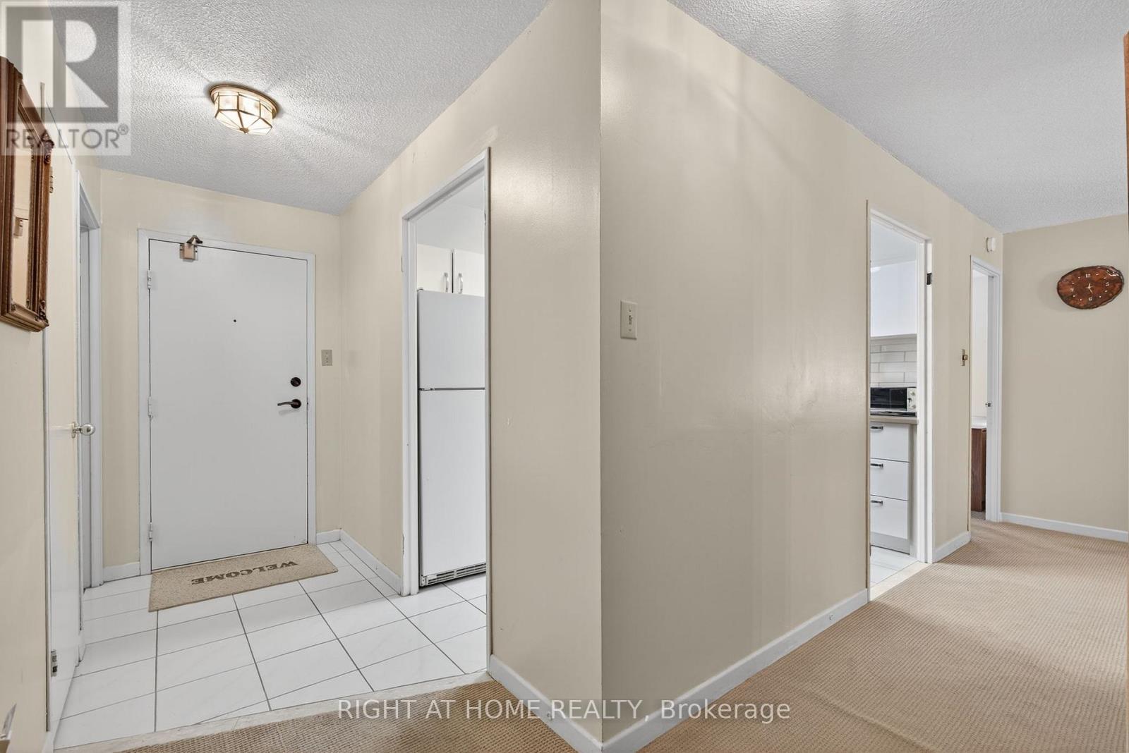 211 - 60 Inverlochy Boulevard, Markham (Royal Orchard), Ontario  L3T 4T7 - Photo 13 - N12343379
