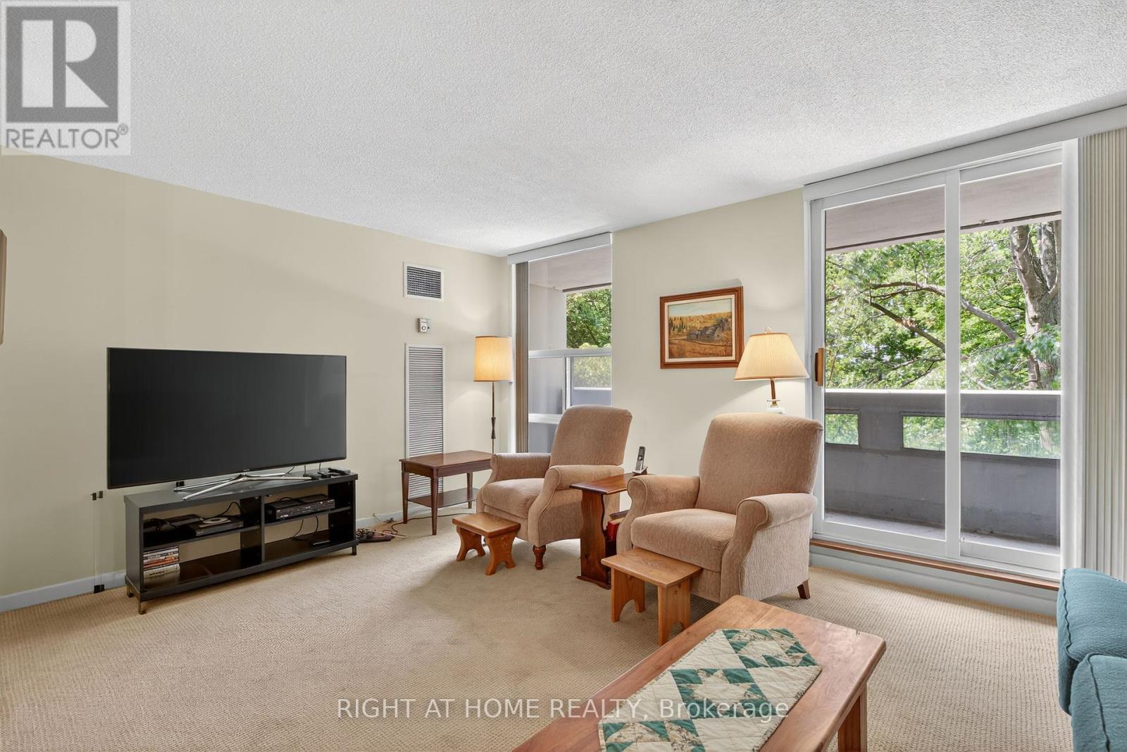 211 - 60 Inverlochy Boulevard, Markham (Royal Orchard), Ontario  L3T 4T7 - Photo 26 - N12343379