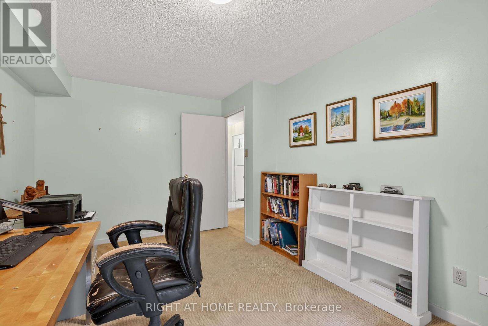 211 - 60 Inverlochy Boulevard, Markham (Royal Orchard), Ontario  L3T 4T7 - Photo 15 - N12343379