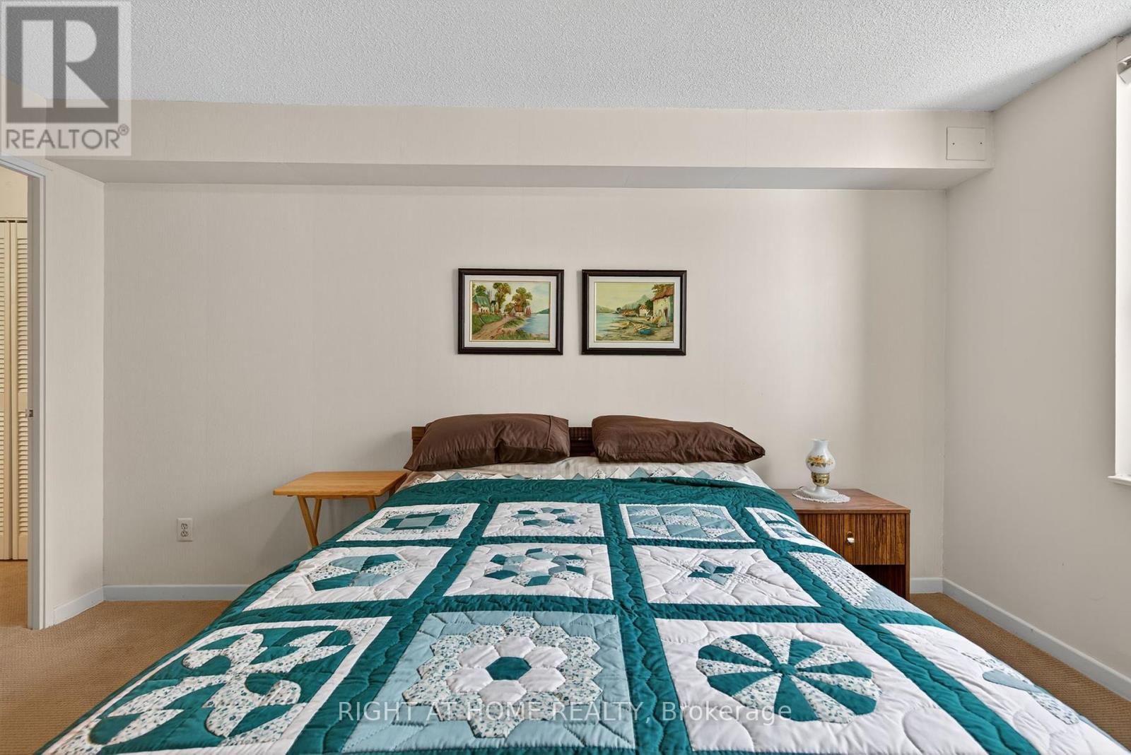 211 - 60 Inverlochy Boulevard, Markham (Royal Orchard), Ontario  L3T 4T7 - Photo 33 - N12343379