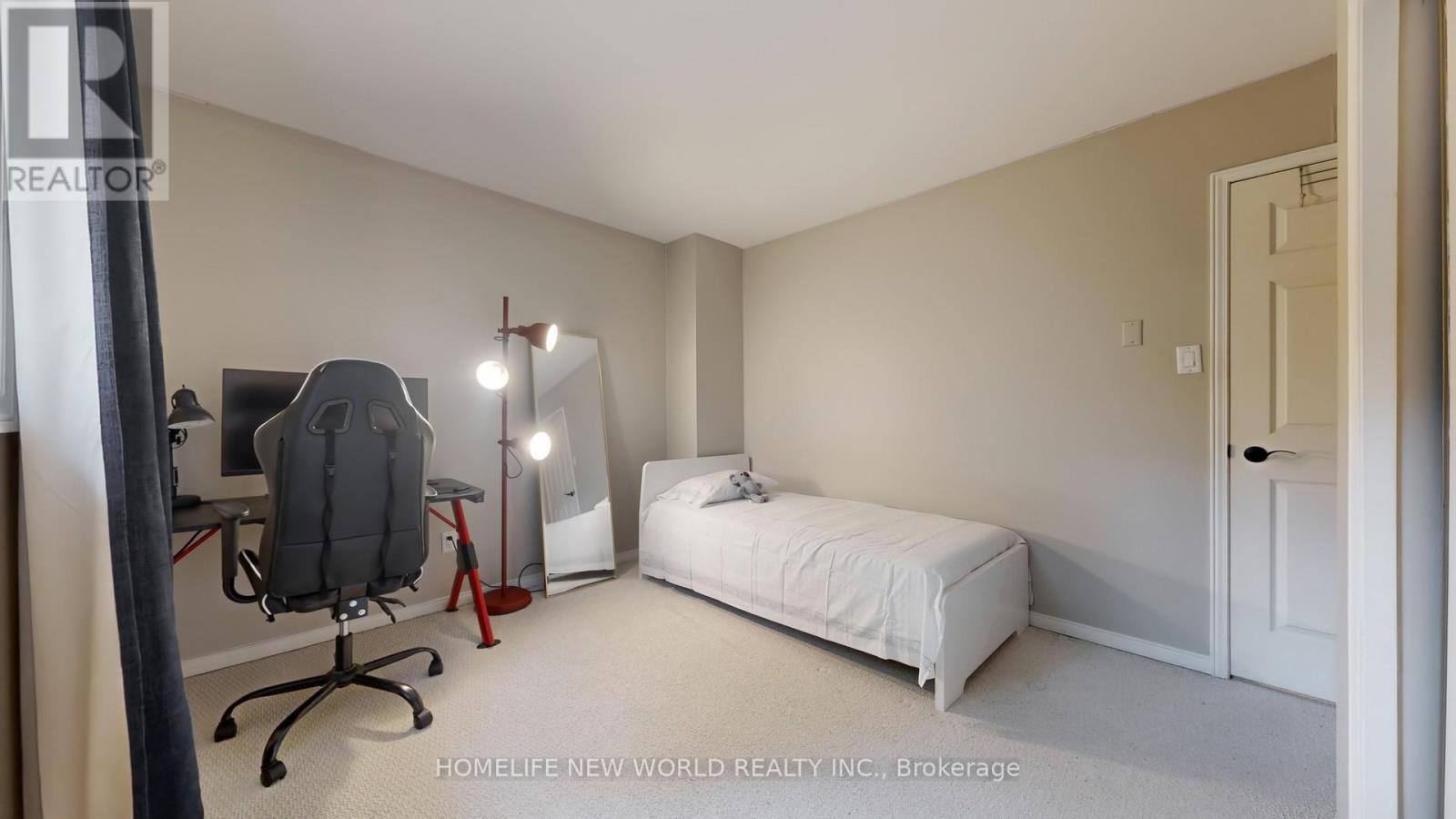 19 Chadburn Crescent, Aurora, Ontario  L4G 4V6 - Photo 29 - N12343402