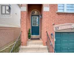 17 - 3020 Cedarglen Gate, Mississauga (Erindale), Ca