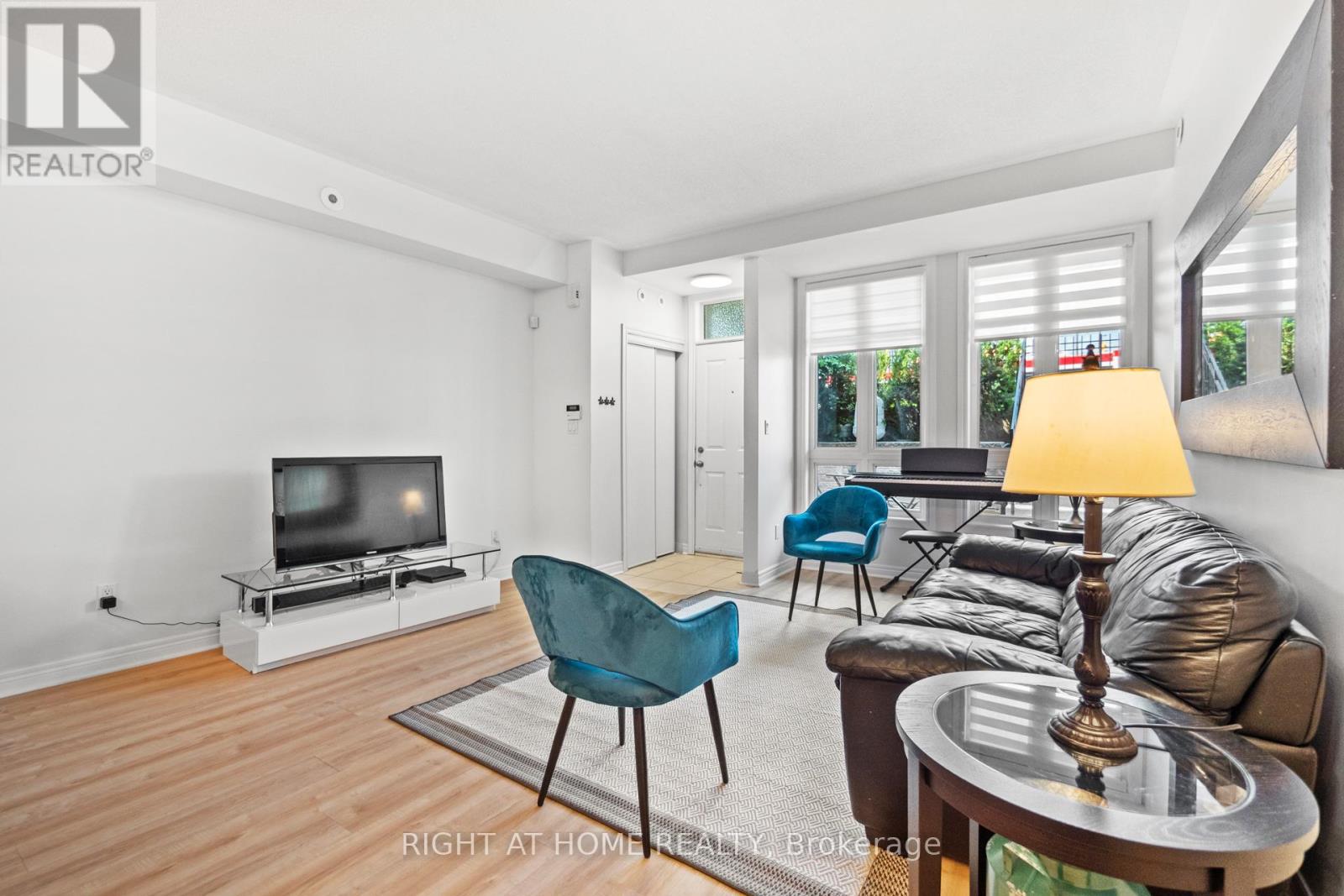 Property at 113 - 1837 EGLINTON AVENUE E image 5