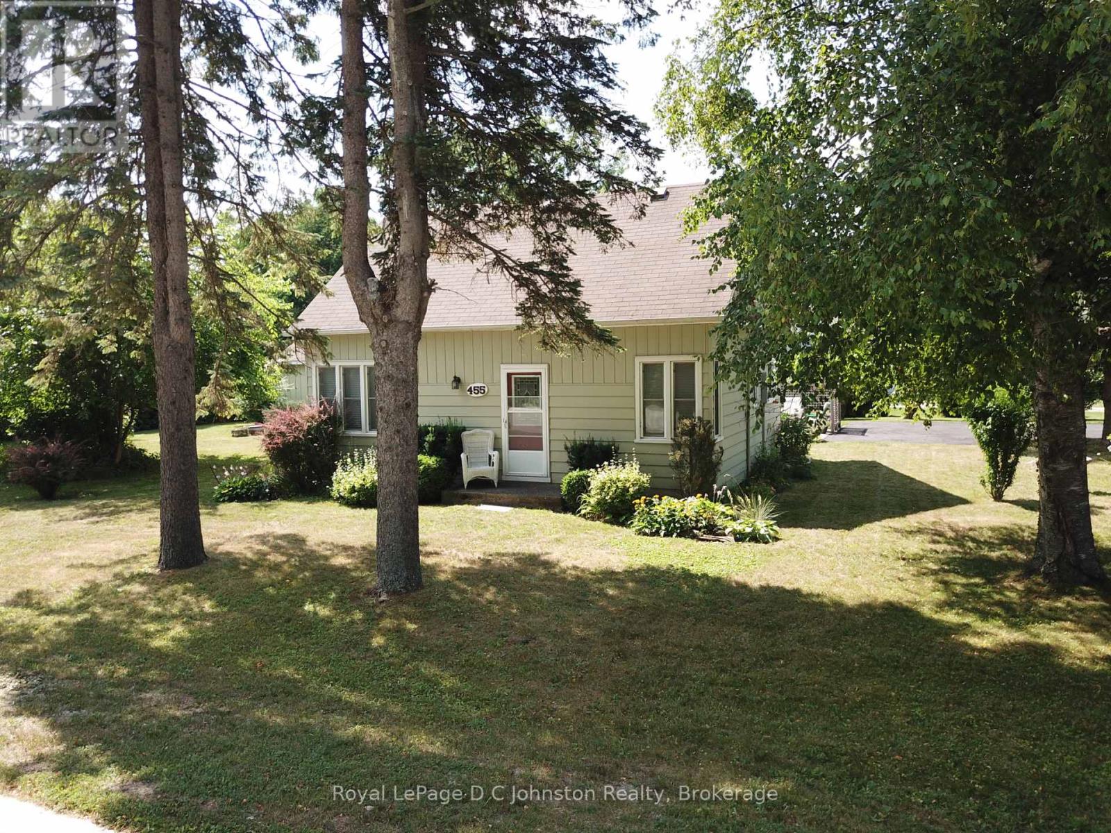 455 Alice Street, Saugeen Shores, Ontario  N0H 2L0 - Photo 20 - X12341164