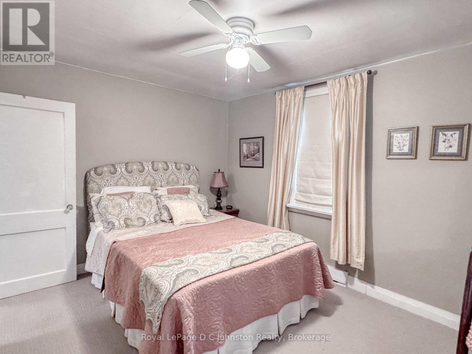 455 Alice Street, Saugeen Shores, Ontario  N0H 2L0 - Photo 12 - X12341164
