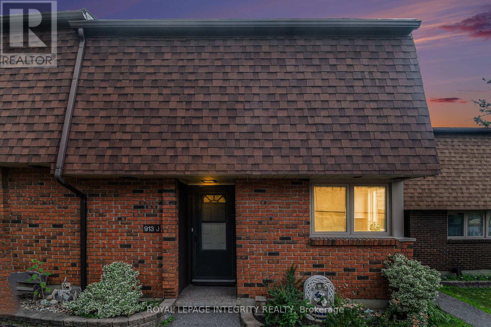 Property at 913J ELMSMERE ROAD image 1
