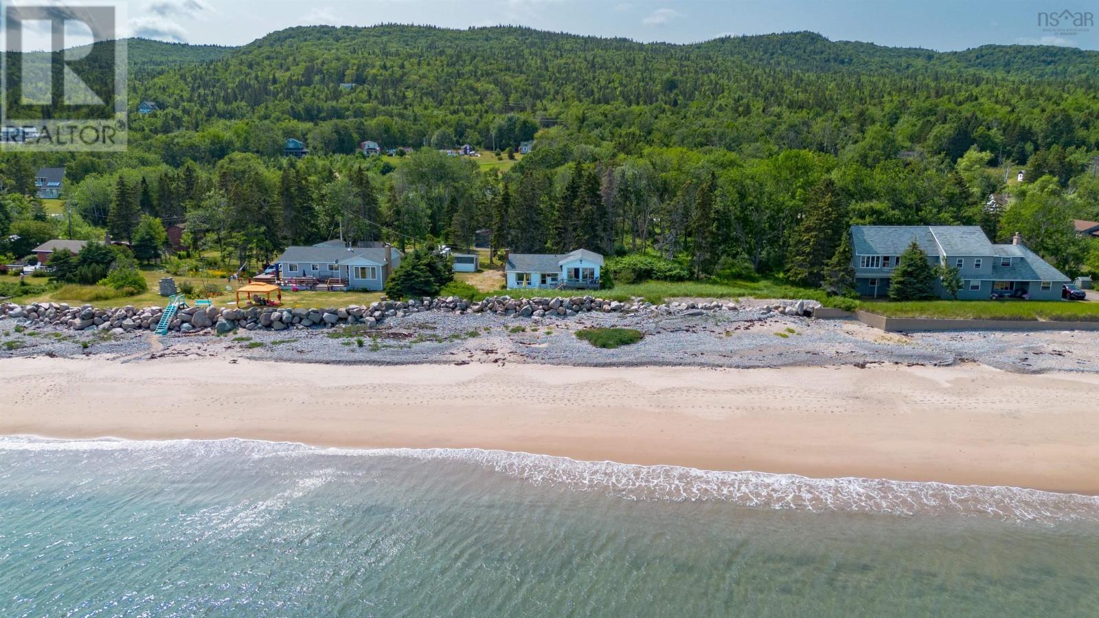 18 Wild Rose Lane, Ingonish, Nova Scotia  B0C 1L0 - Photo 2 - 202518971