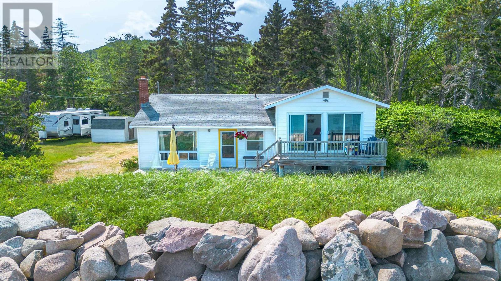 18 Wild Rose Lane, Ingonish, Nova Scotia  B0C 1L0 - Photo 4 - 202518971