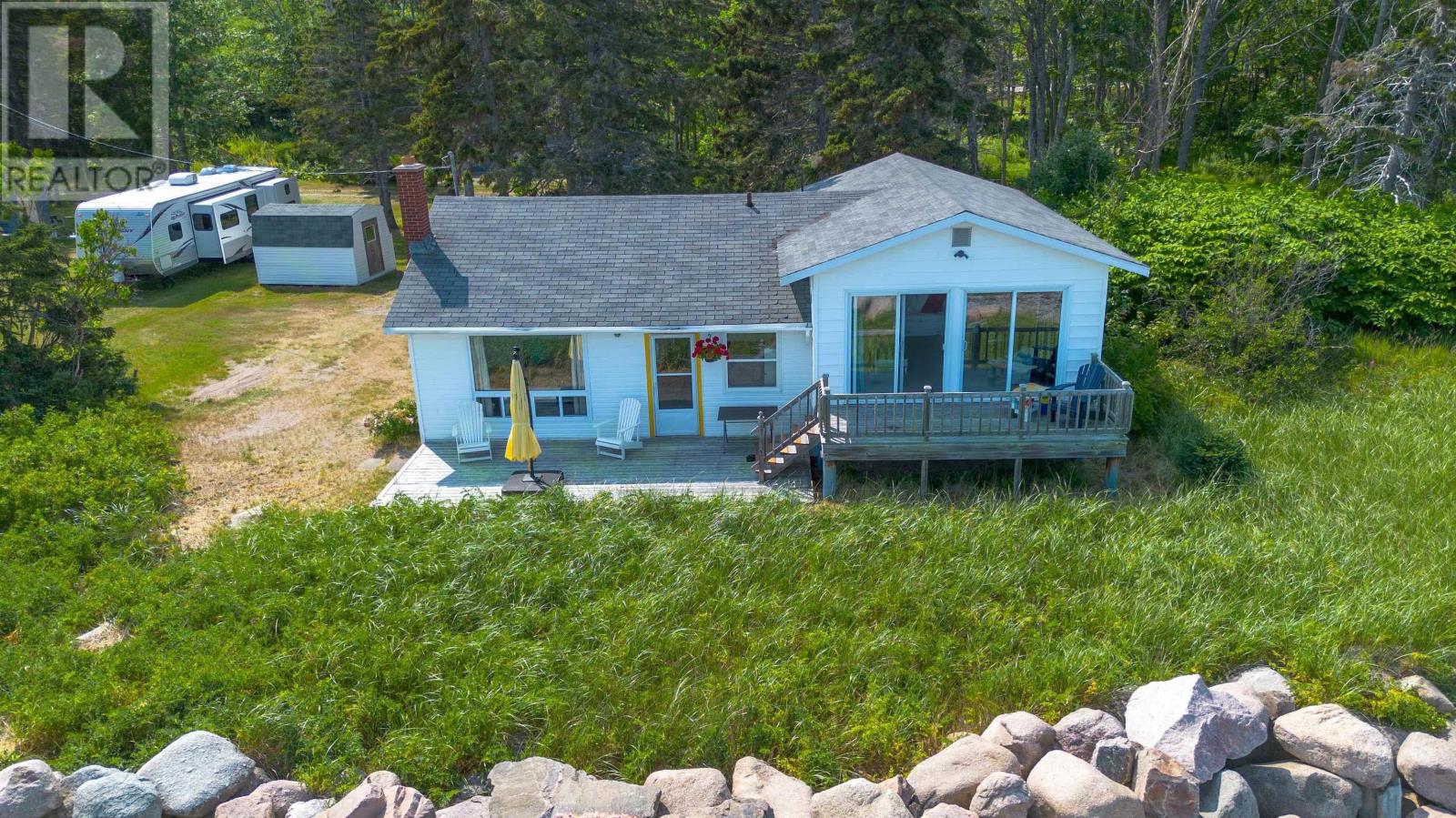 18 Wild Rose Lane, Ingonish, Nova Scotia  B0C 1L0 - Photo 46 - 202518971