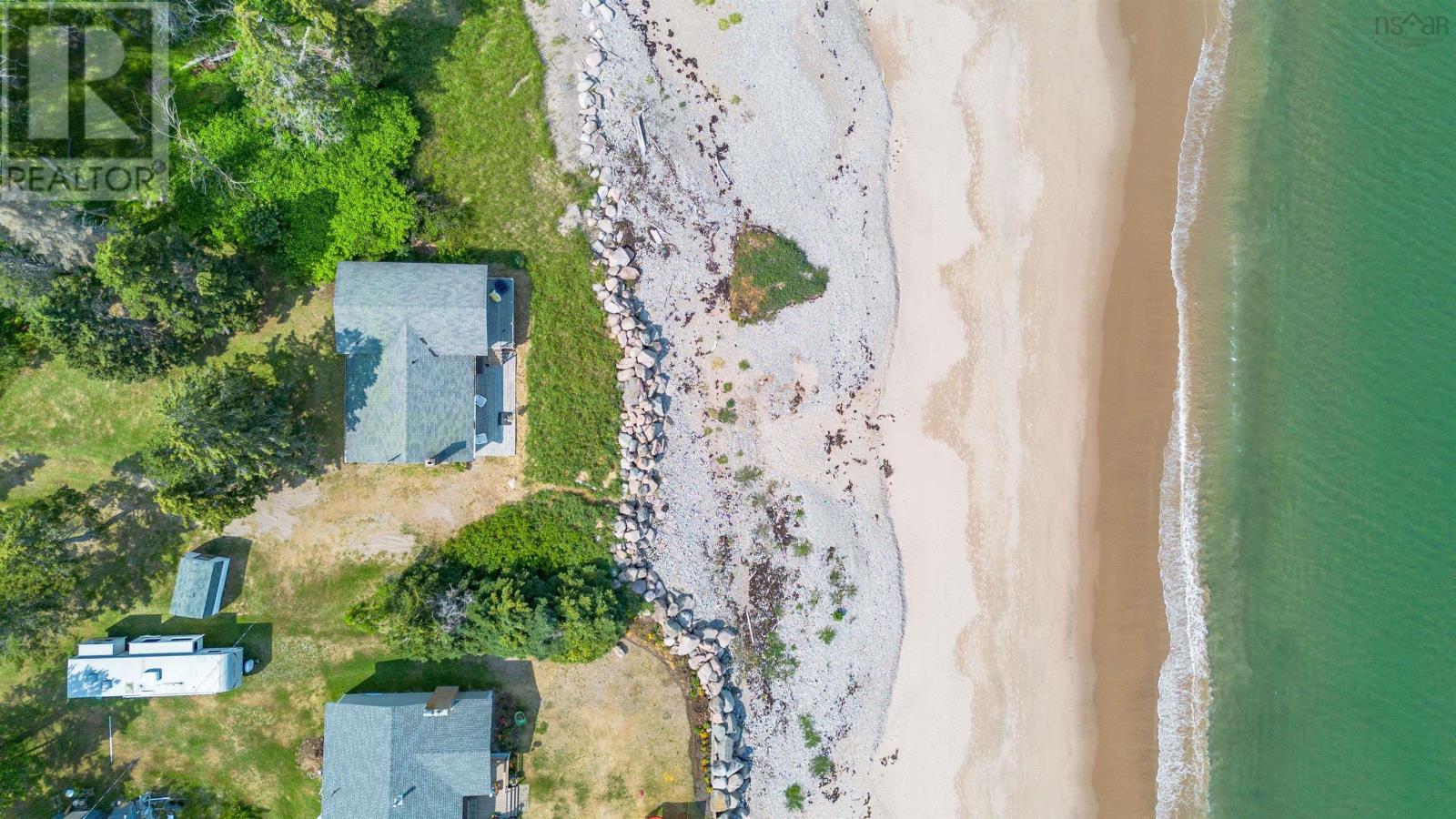 18 Wild Rose Lane, Ingonish, Nova Scotia  B0C 1L0 - Photo 7 - 202518971